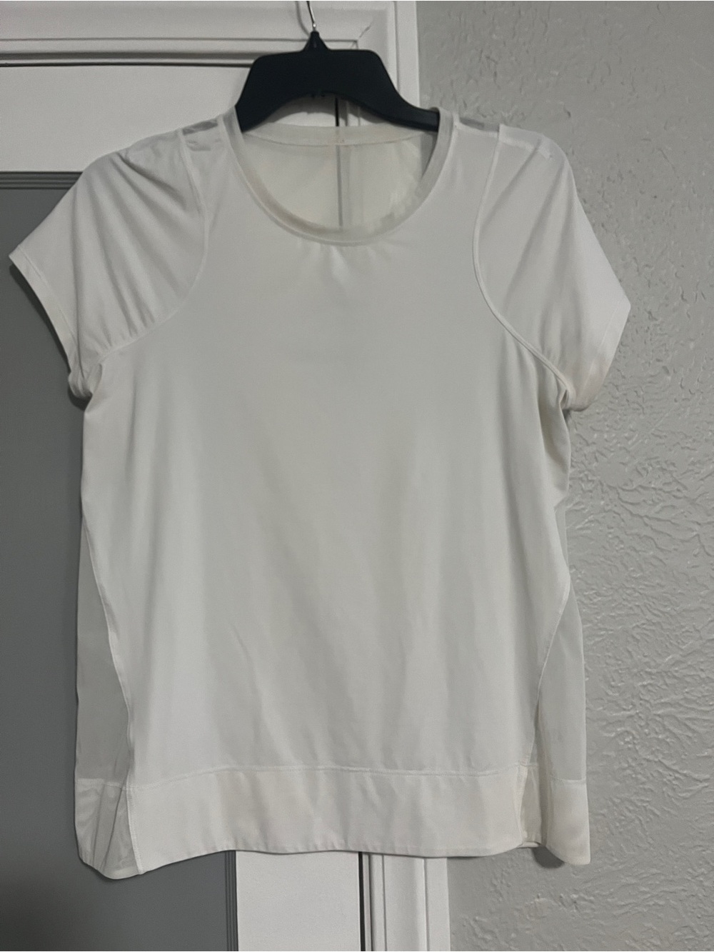 Women’s Lululemon Mind Over Miles Short Sleeve Crewneck Top - White